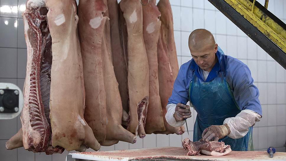 Как России выставили счет за свинину
